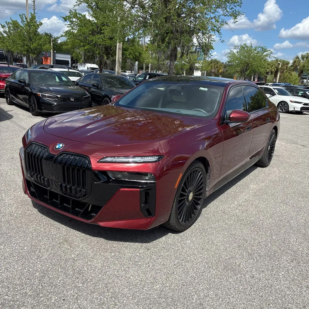 2023 BMW 760 Luxury